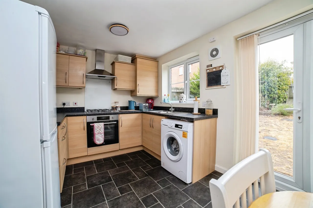 Sanderling Way, Forest Town, NG19, photo 3