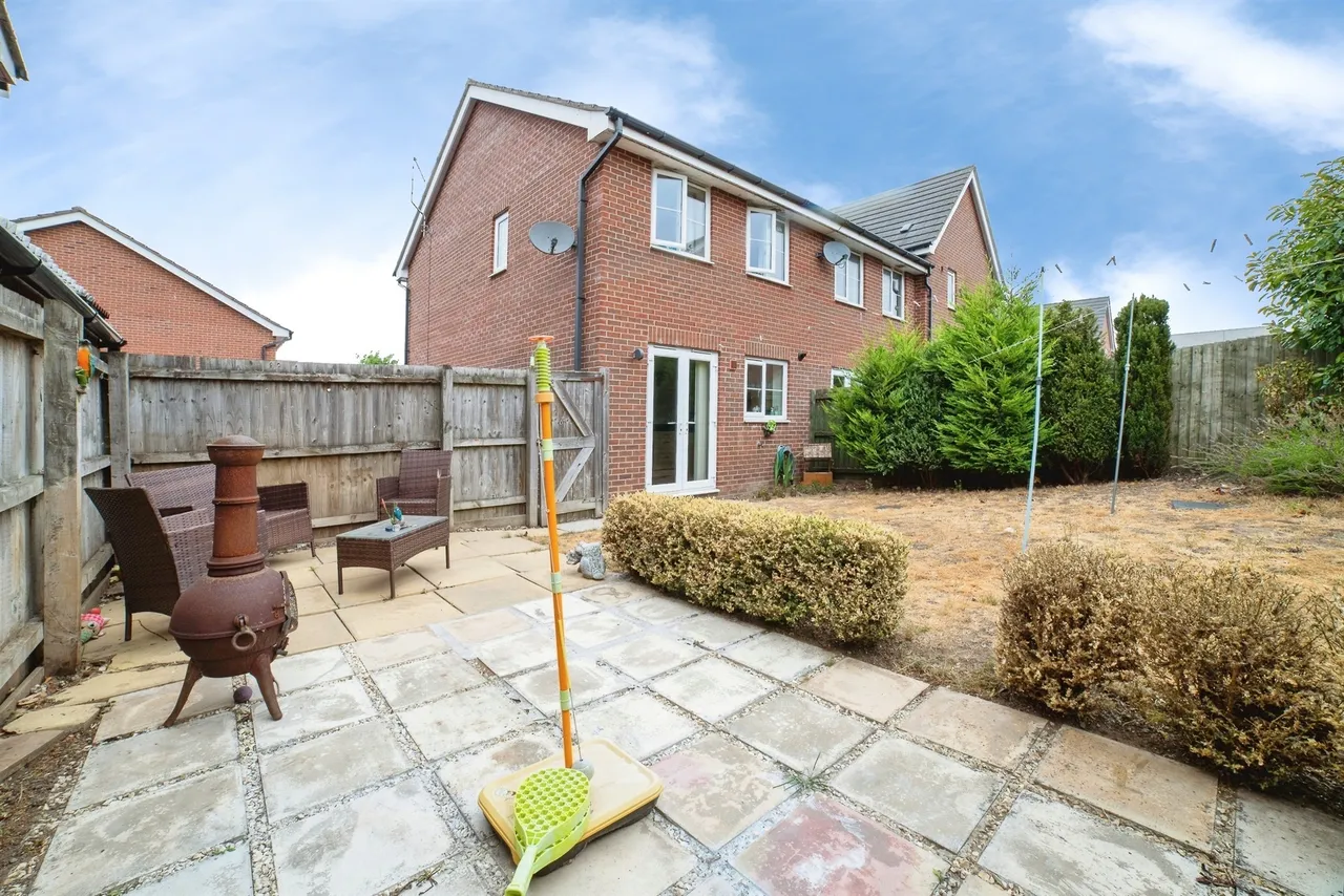 Sanderling Way, Forest Town, NG19, photo 17