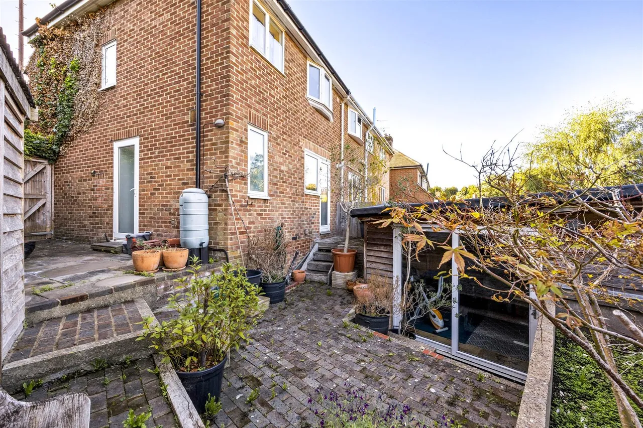 Valence Road, Lewes, BN7, photo 16