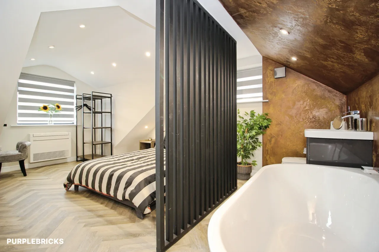 Thornesgate Gardens, Wakefield, WF2, photo 19