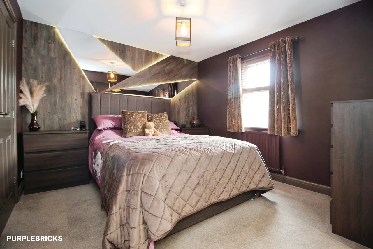 Thornesgate Gardens, Wakefield, WF2, photo 14