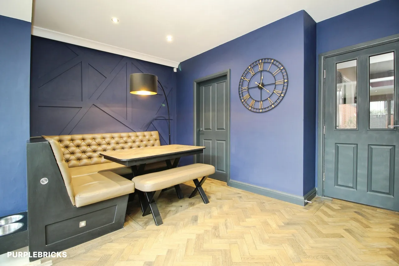 Thornesgate Gardens, Wakefield, WF2, photo 7