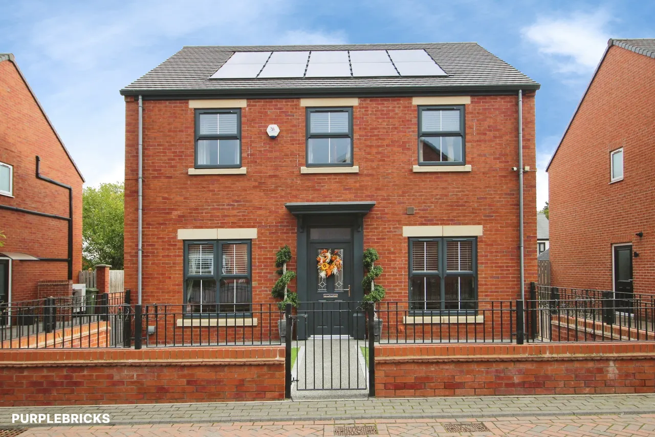 Thornesgate Gardens, Wakefield, WF2, photo 27