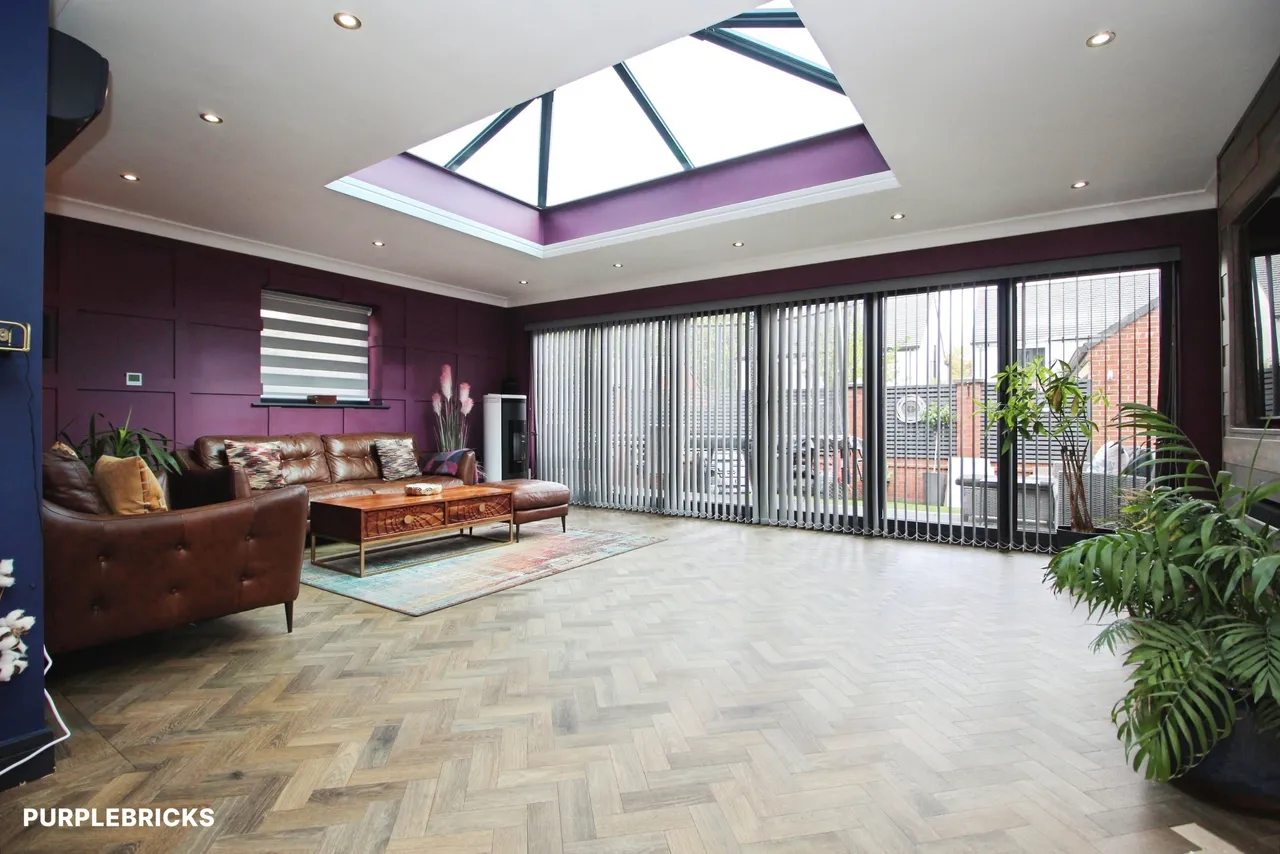Thornesgate Gardens, Wakefield, WF2, photo 8