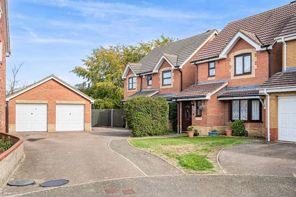 Masefield Way, Royston, SG8, photo 2