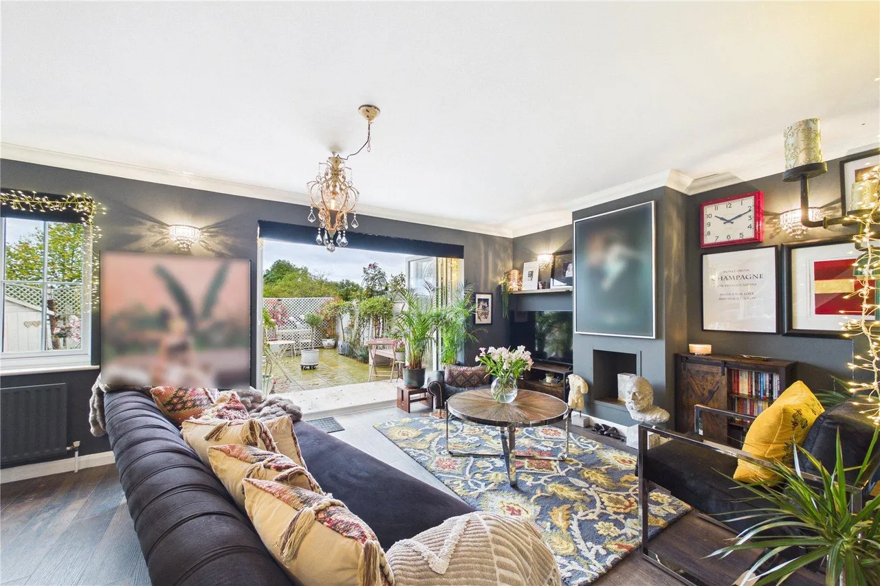 London Road, Overton, RG25, photo 11