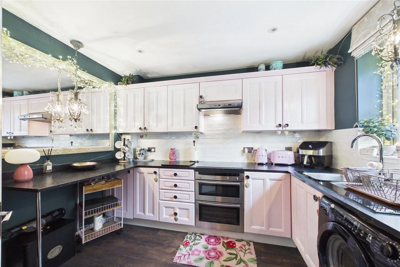 London Road, Overton, RG25, photo 4
