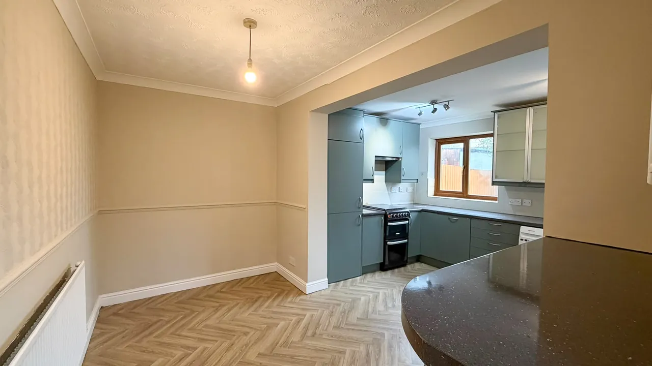 Park Avenue, Warrington, WA4, photo 5
