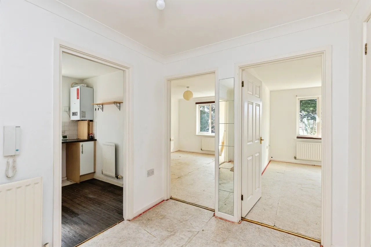 Hamilton Road, Bournemouth, photo 10