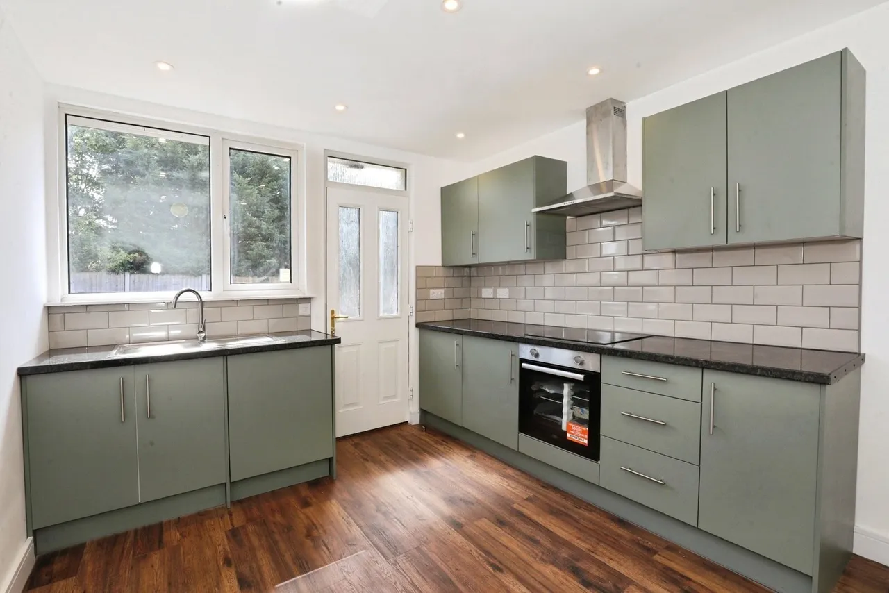 Darley Avenue, CREWE, Cheshire, CW2, photo 2