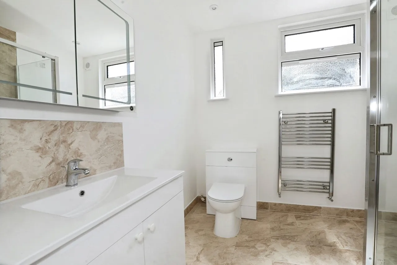 Darley Avenue, CREWE, Cheshire, CW2, photo 3