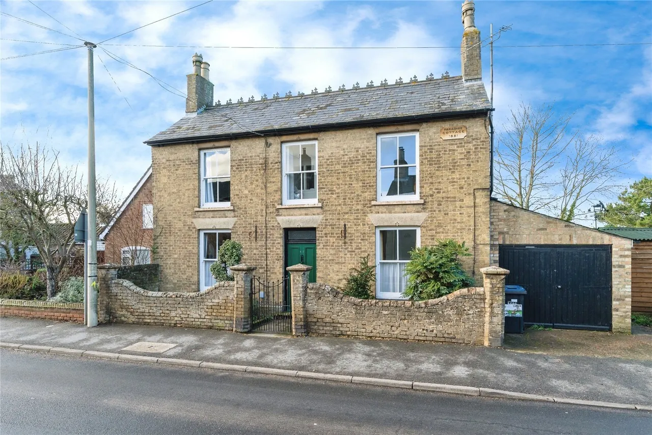 High Street, Haddenham, CB6, photo 39