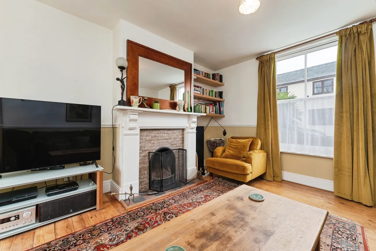 High Street, Haddenham, CB6, photo 10