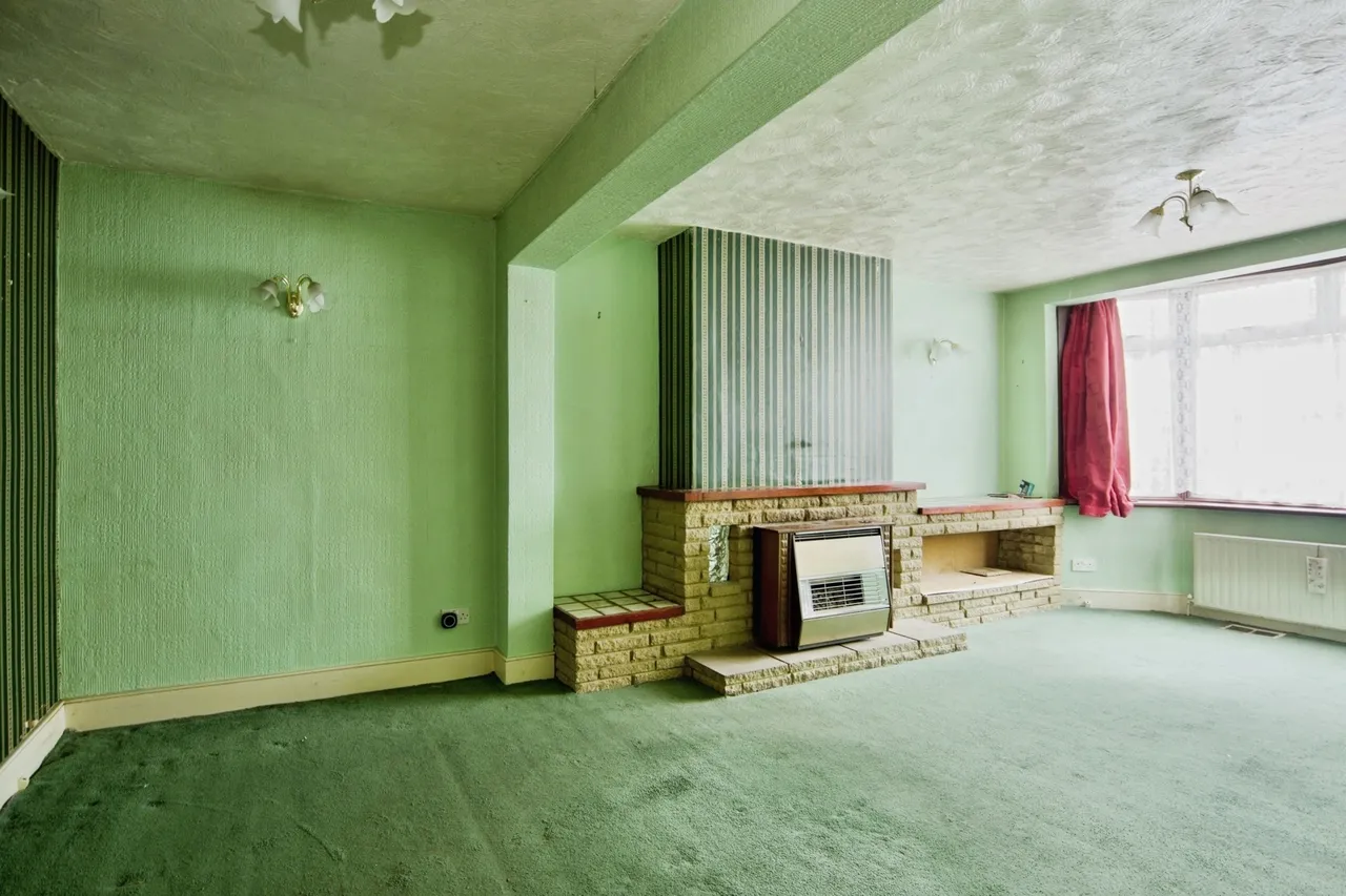 Western Avenue, Dagenham, RM10, photo 8
