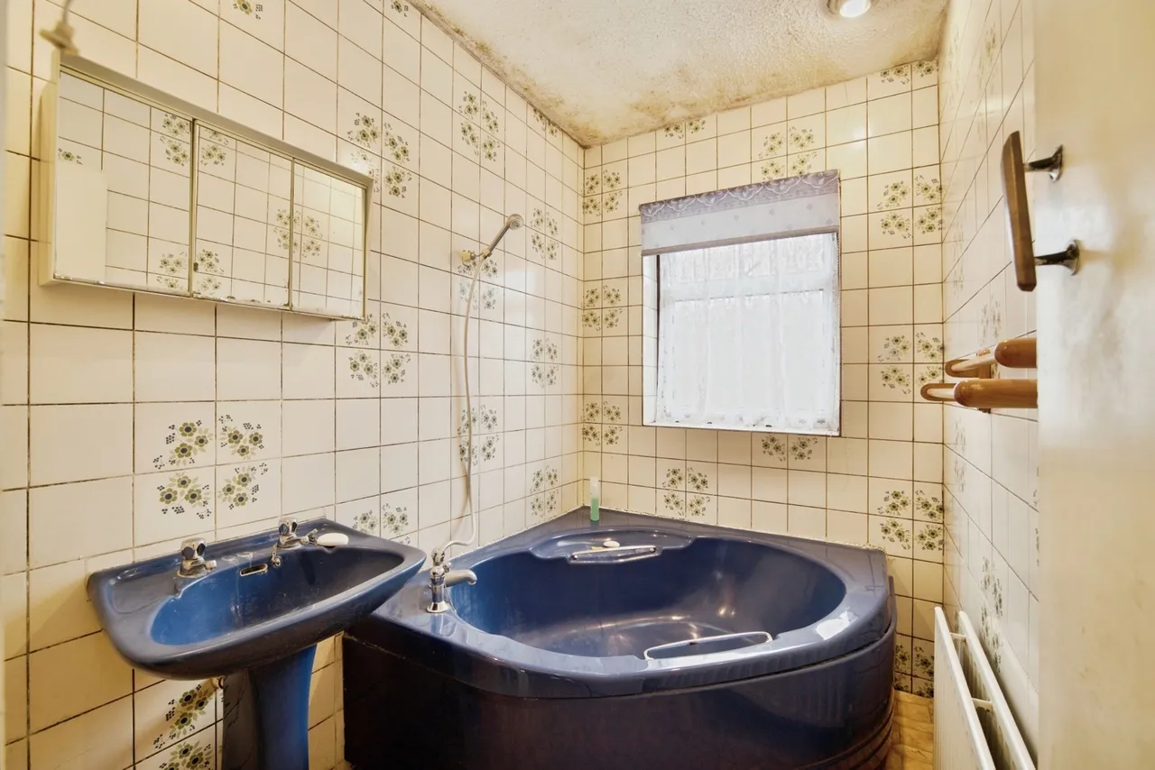 Western Avenue, Dagenham, RM10, photo 6