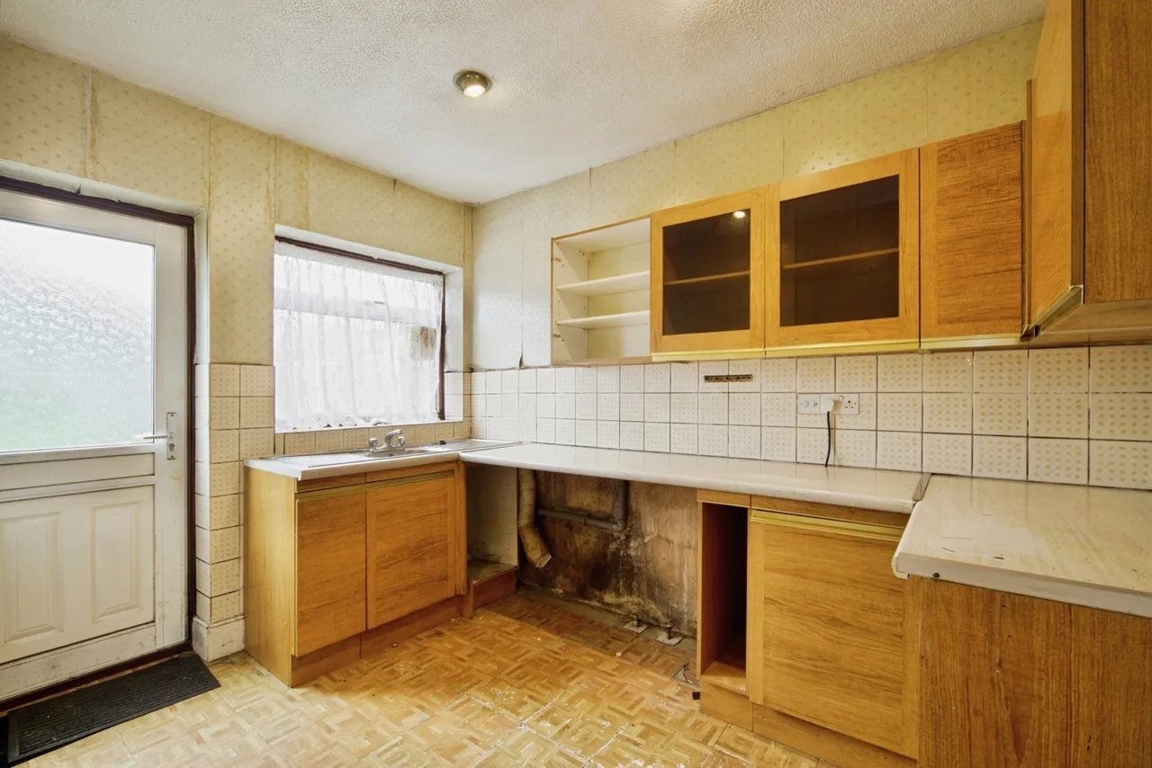 Western Avenue, Dagenham, RM10, photo 16