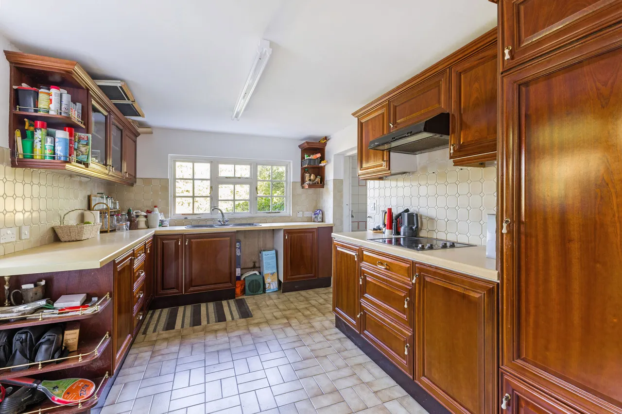 Aldenham Road, Elstree, WD6, photo 11