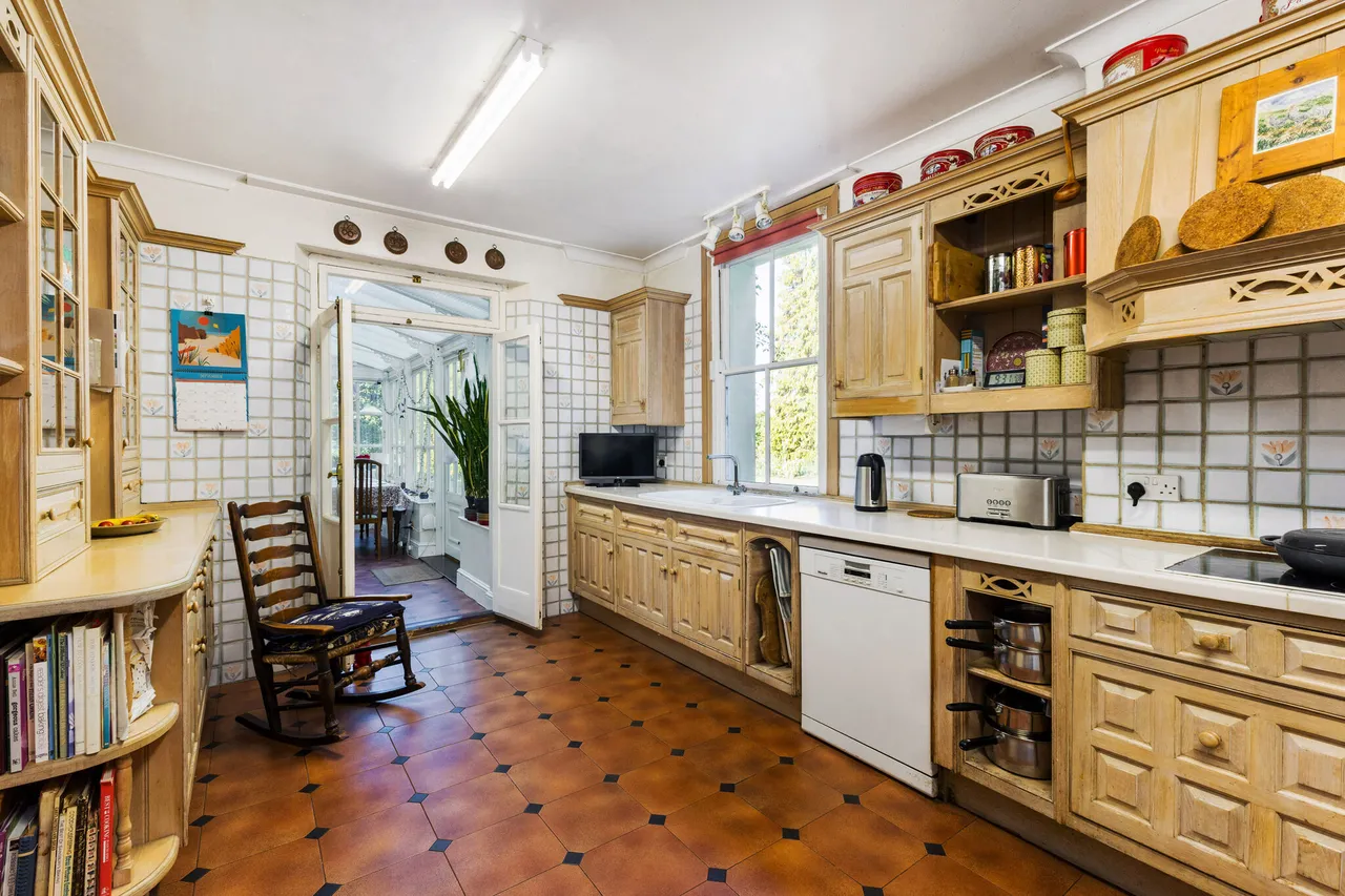 Aldenham Road, Elstree, WD6, photo 9