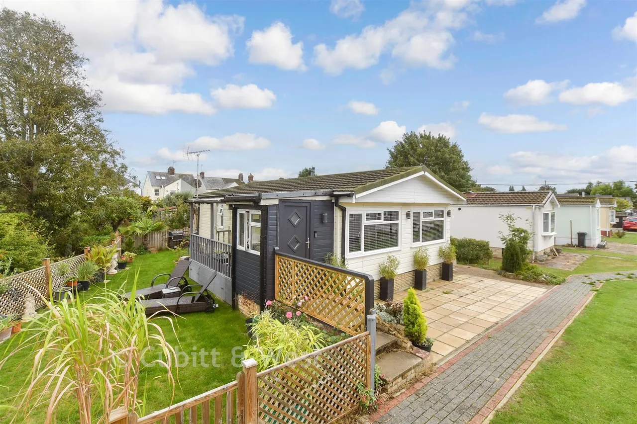 3 bed park home for sale, Thornlea Court, Thornlea Park, BN17
