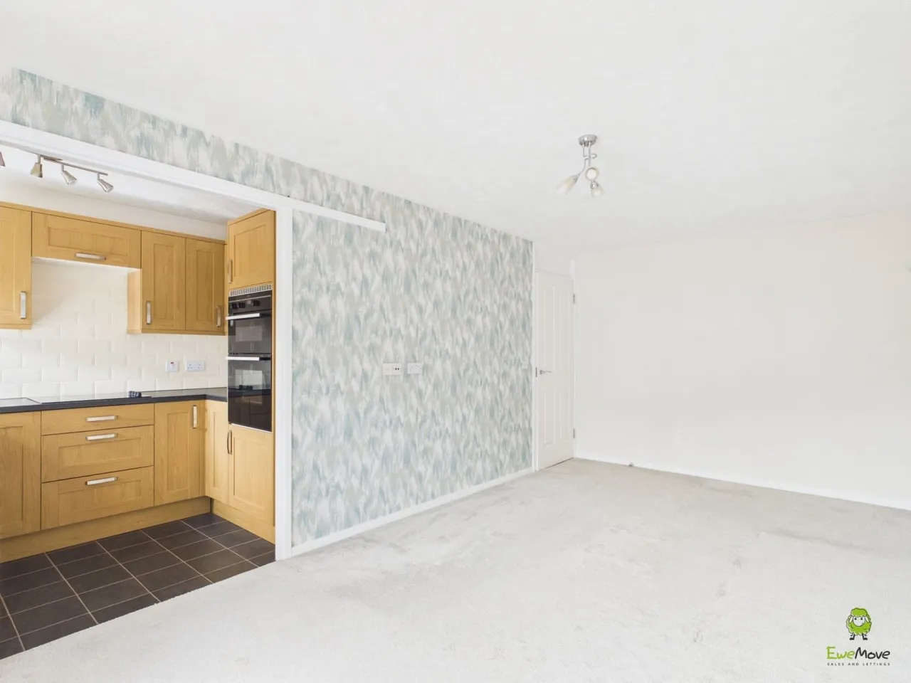 Mayplace Road East, Bexleyheath, DA7, photo 6