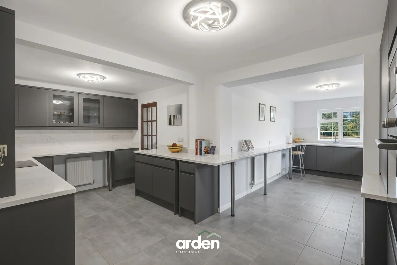 Alcester Road, Radford, WR7, photo 8