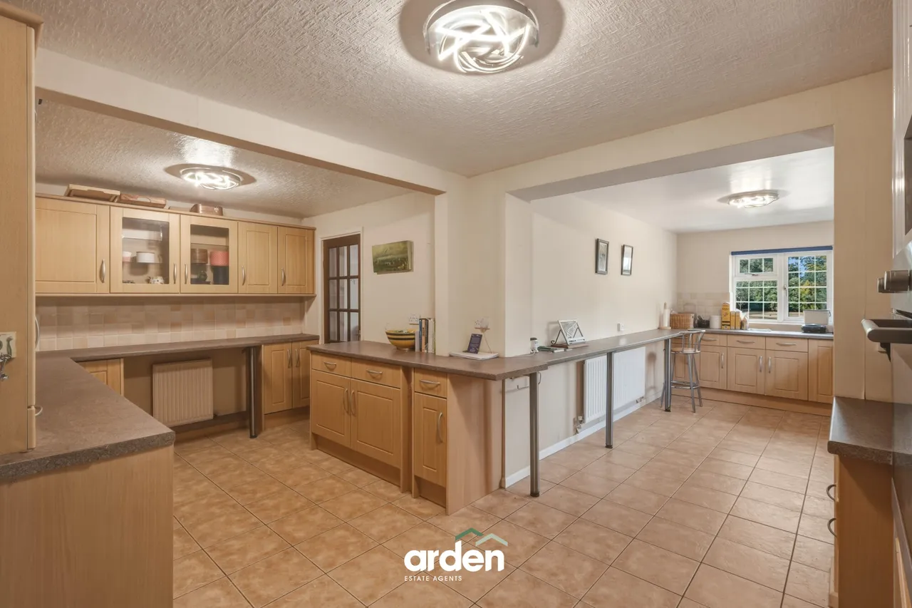 Alcester Road, Radford, WR7, photo 7