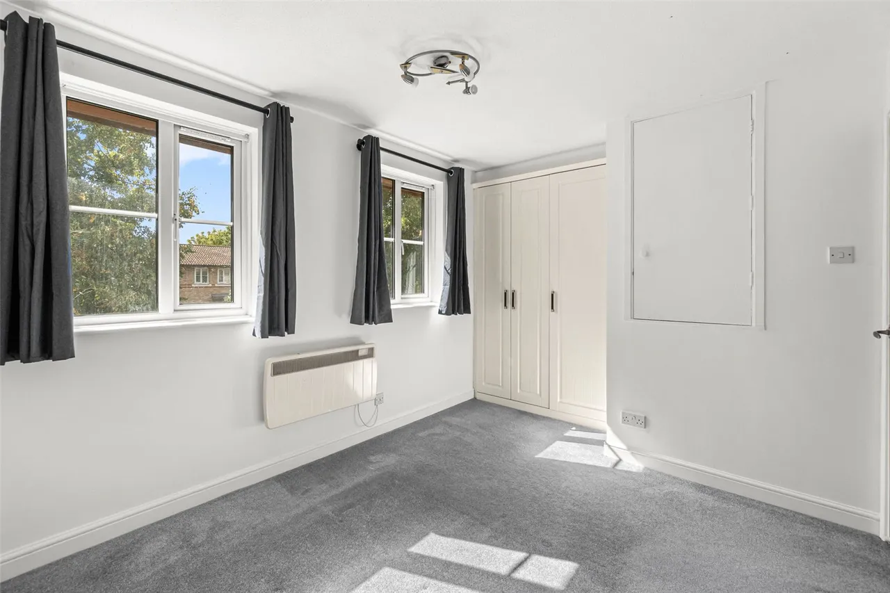 Sonning Gardens, Hampton, TW12 3PN, photo 7