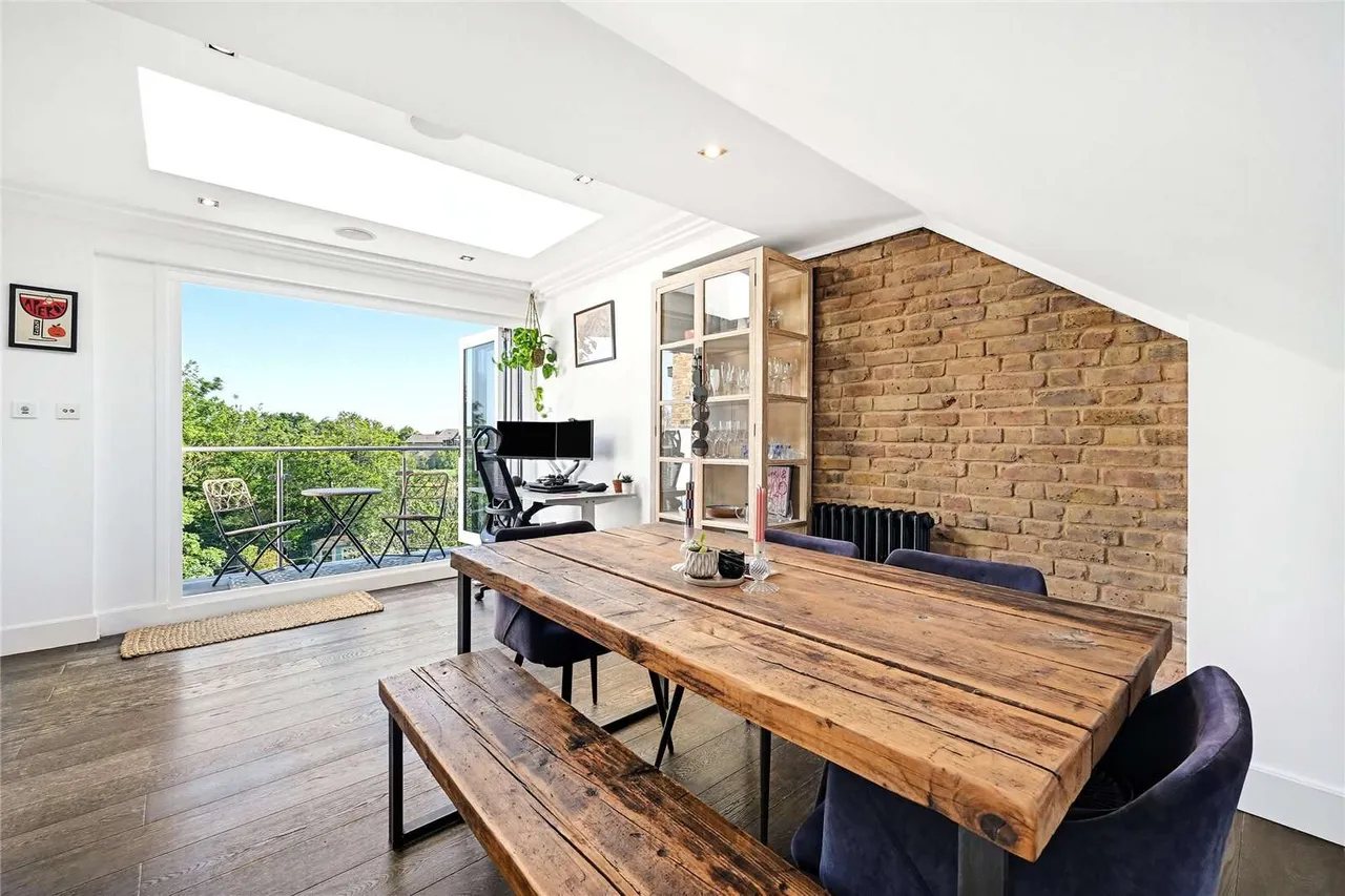 Gondar Gardens, London, NW6 1HG, photo 10