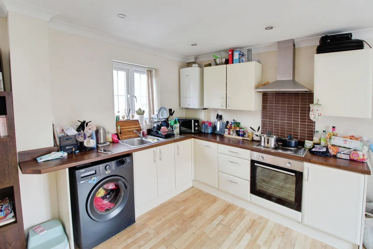 Sayers Crescent, Wisbech St Mary, PE13, photo 3