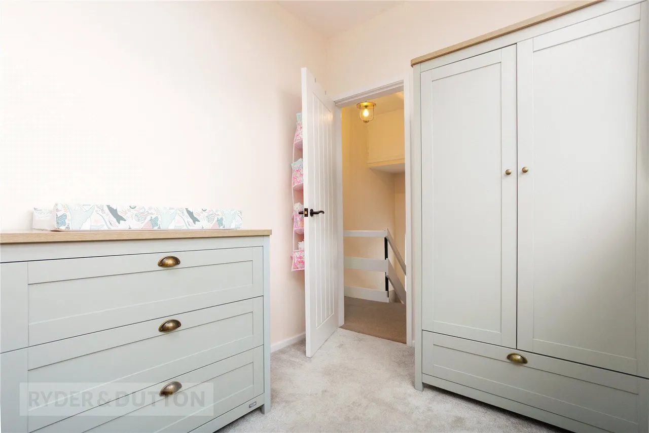 Chichester Crescent, Chadderton, OL9, photo 15