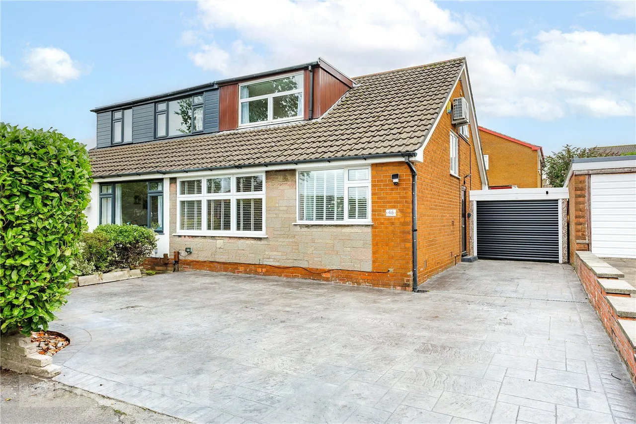 4 bed house for sale, Chichester Crescent, Chadderton, OL9
