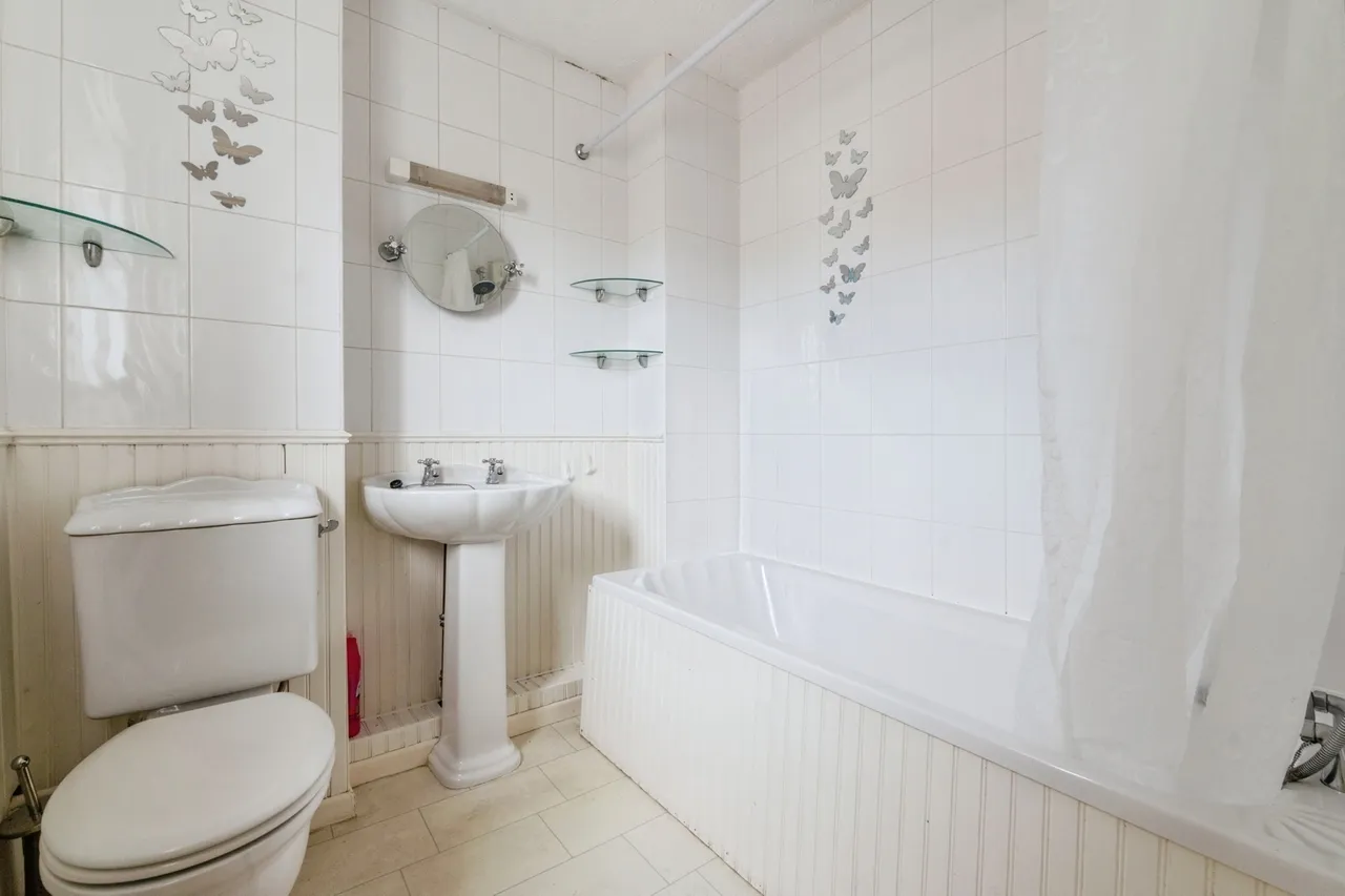 Haig Road, Grays, Essex, RM16, photo 10