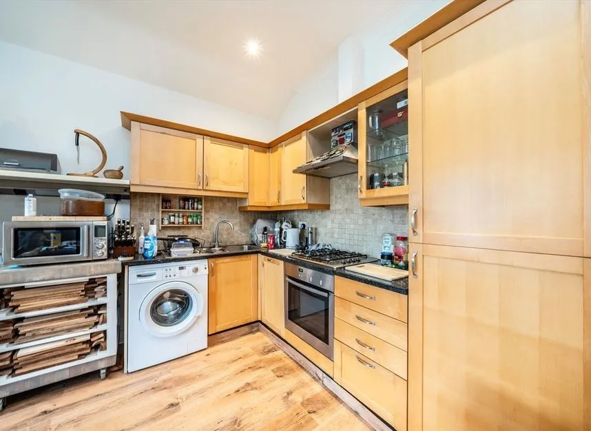 Borough Road, Isleworth, TW7, photo 3