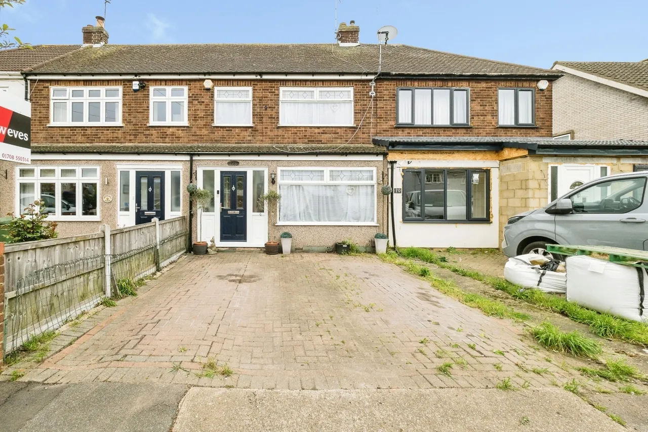 Harlow Road, RAINHAM, Essex, RM13, photo 16