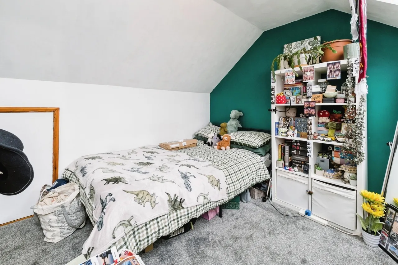 Harlow Road, RAINHAM, Essex, RM13, photo 7