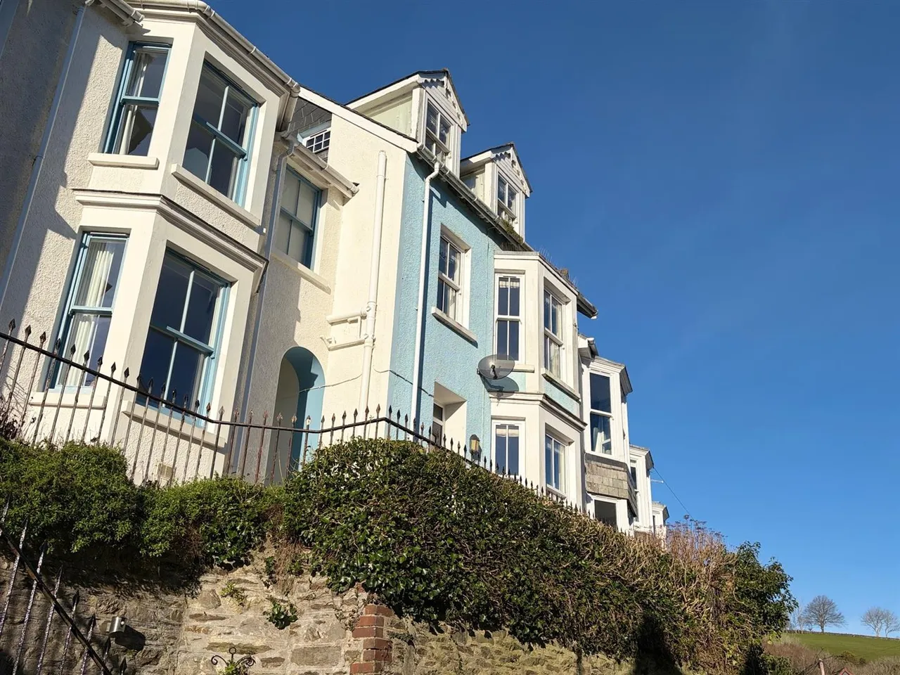 3 bed house for sale, Passage Street, Fowey