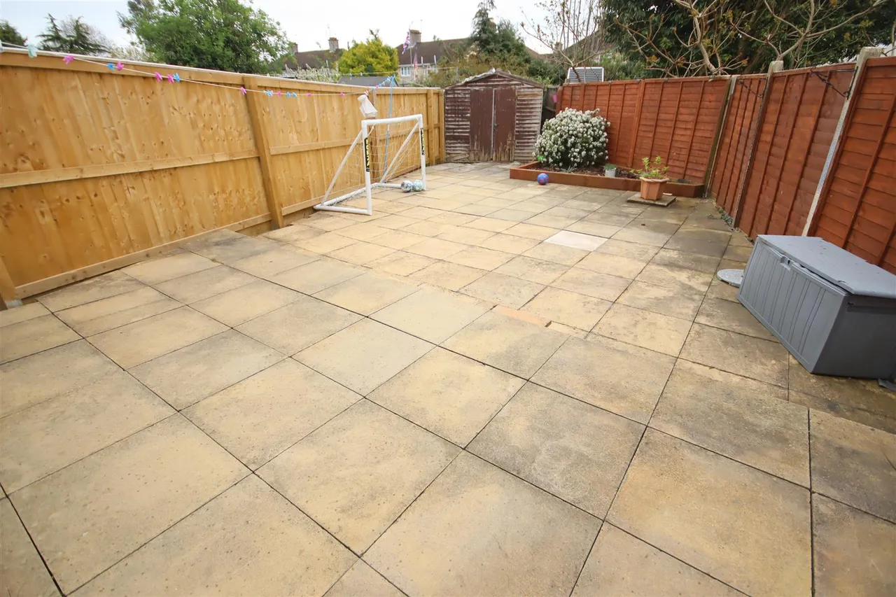 Woodlands Road, Chippenham, photo 10