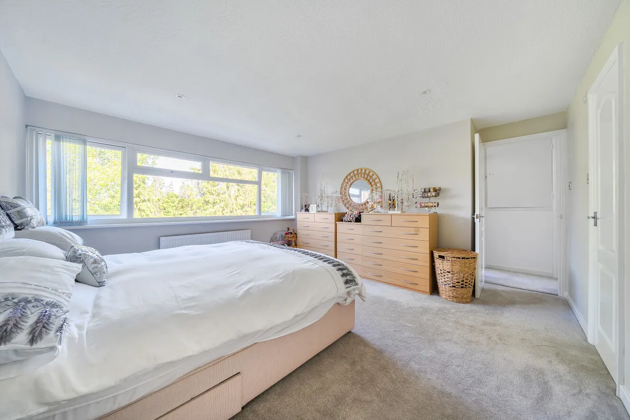 Hever Gardens, Bickley, BR1, photo 9