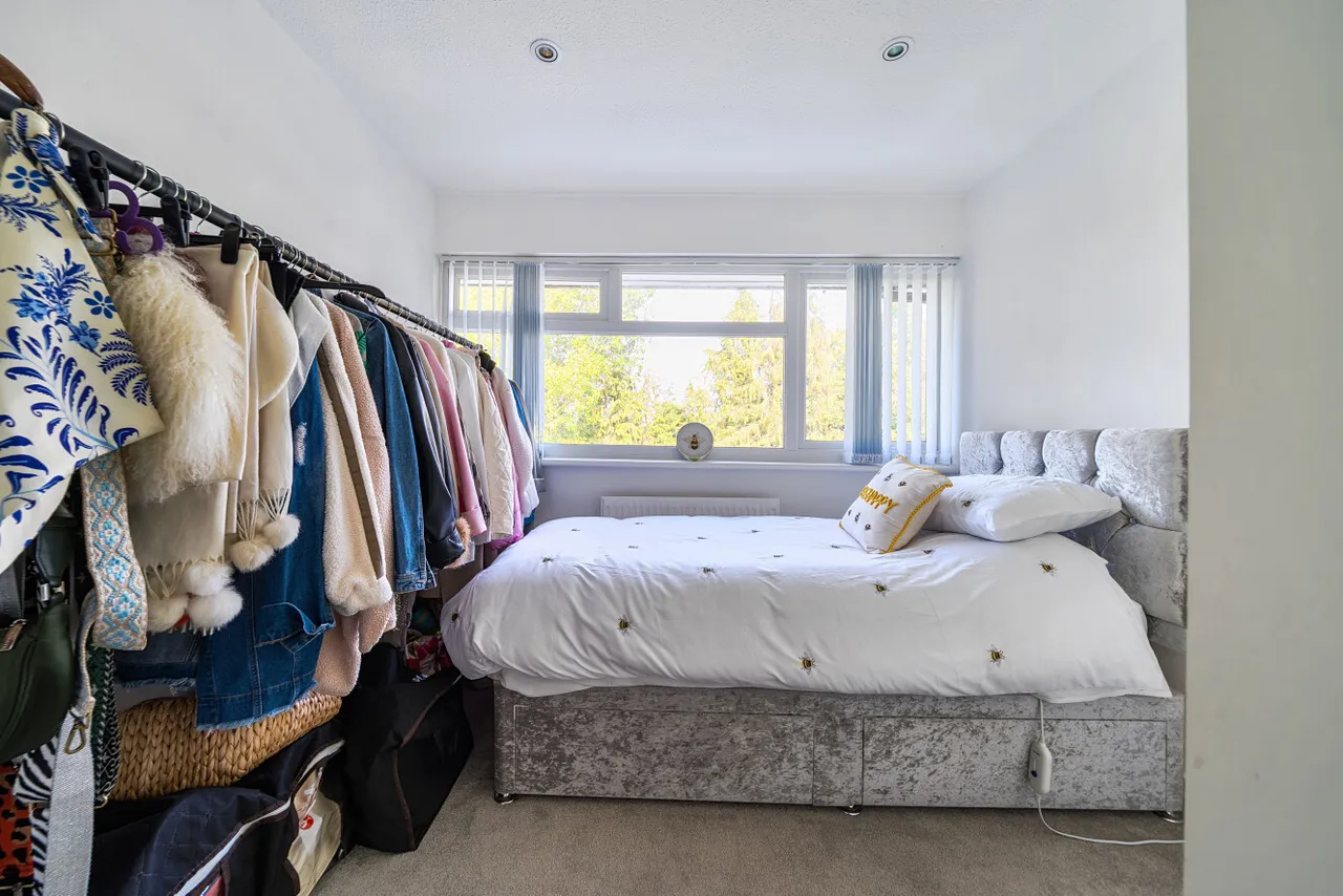Hever Gardens, Bickley, BR1, photo 12
