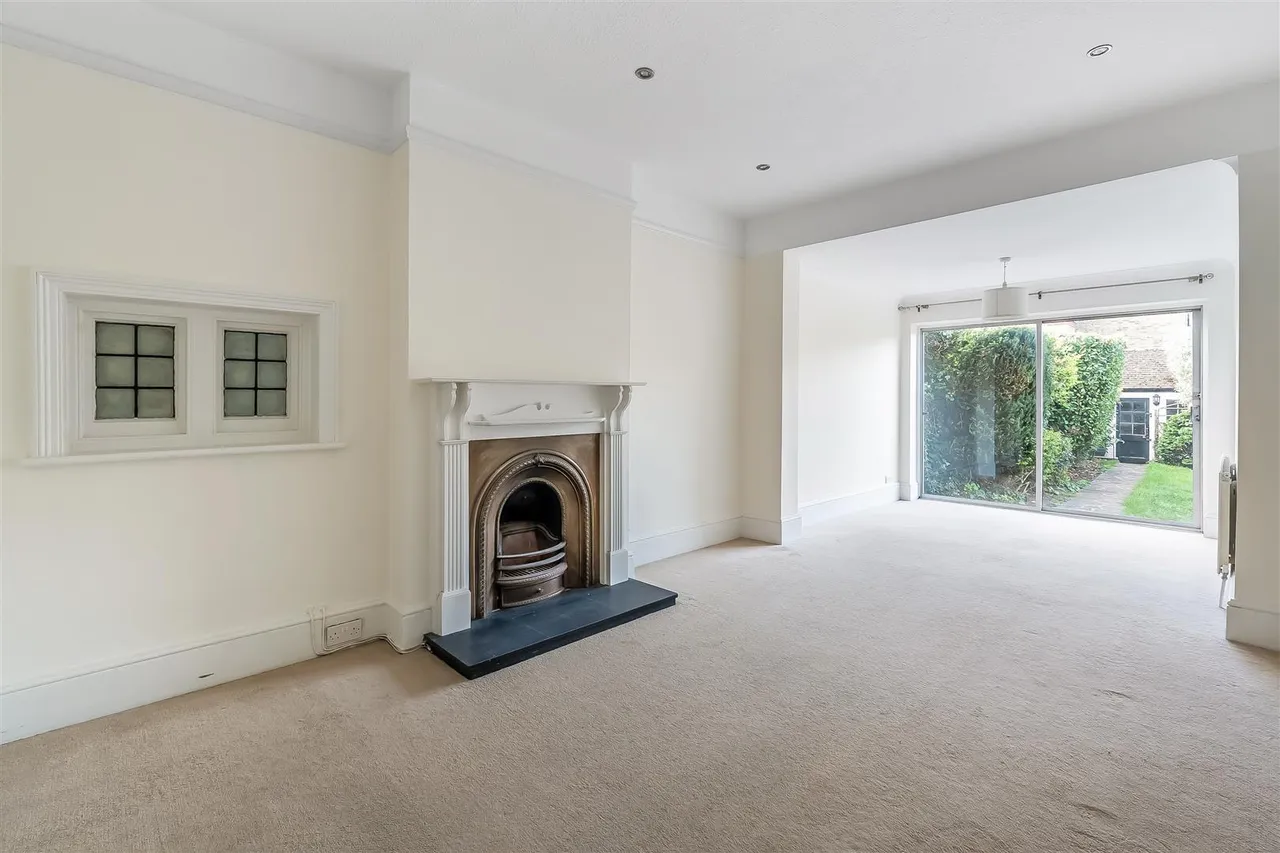 Reigate Road, Leatherhead, KT22, photo 6