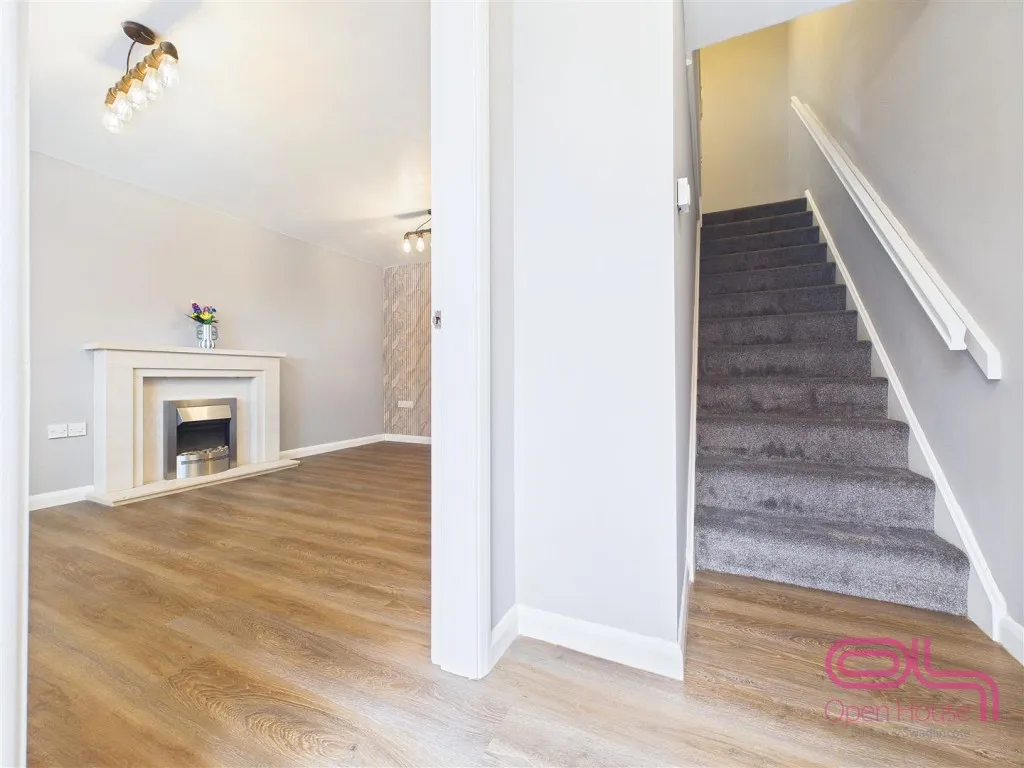 Moray Close, Swadlincote, DE11, photo 3