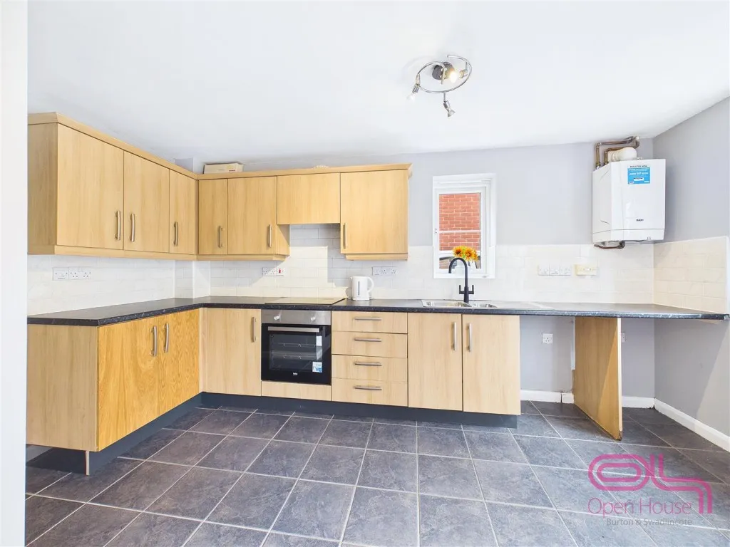 Moray Close, Swadlincote, DE11, photo 9