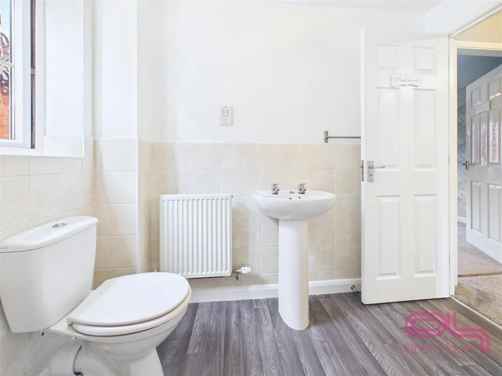 Moray Close, Swadlincote, DE11, photo 23