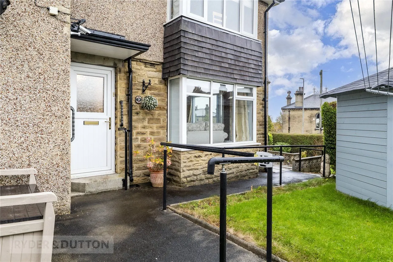 The Drive, Hipperholme, HX3, photo 20