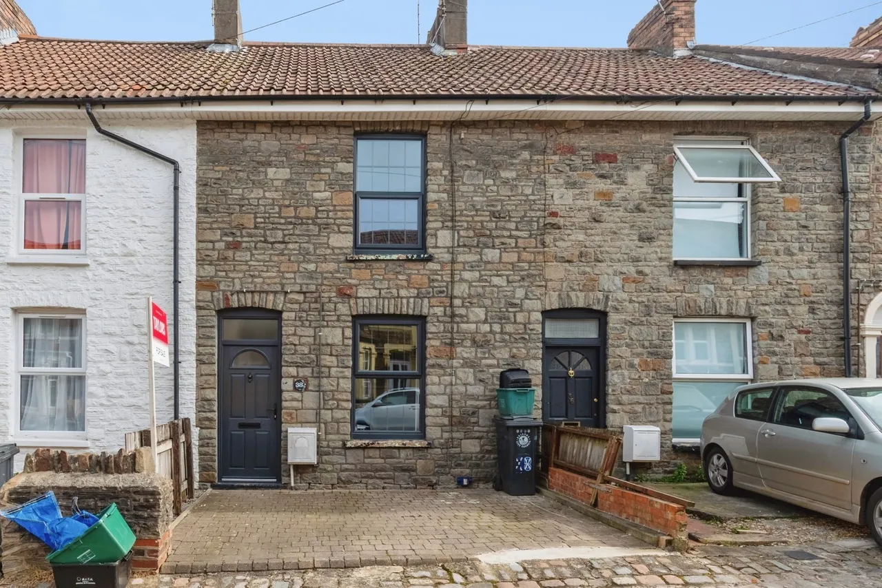 2 bed house for sale — Charlton Road, Kingswood, Bristol, BS15