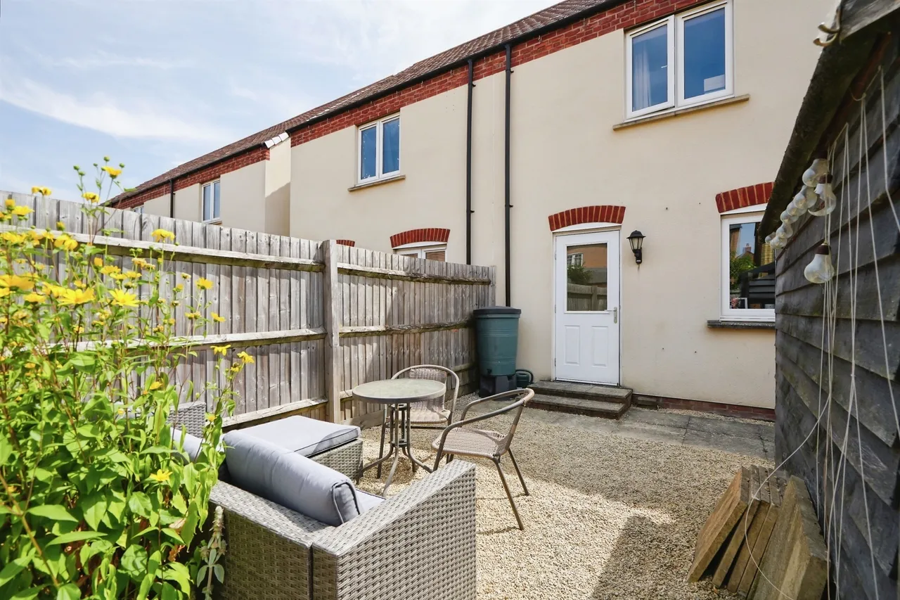 Redcar Road, Bicester, OX26, photo 15