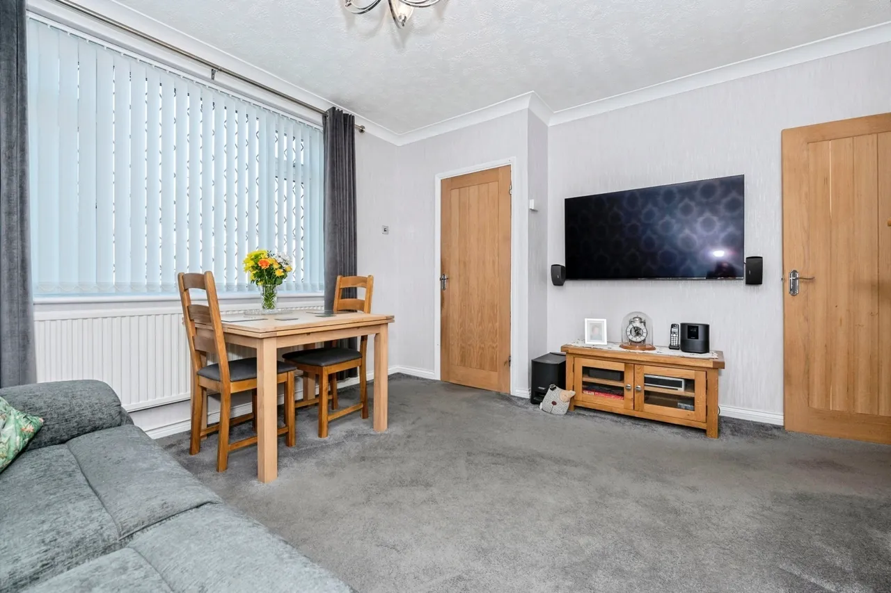 Araglen Avenue, South Ockendon, Essex, RM15, photo 4