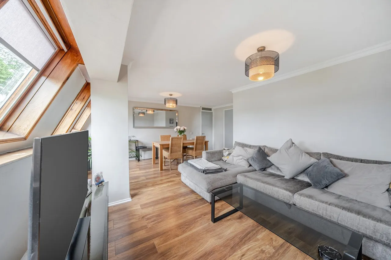 Burnt Ash Hill, SE12, photo 13