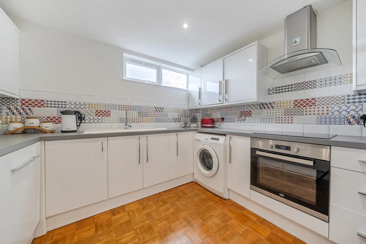 Burnt Ash Hill, SE12, photo 3