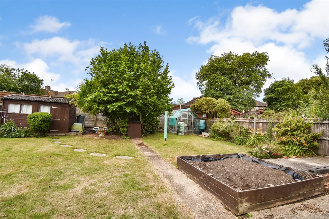 Kingsway, Aldershot, Hampshire, GU11 3PF, photo 6
